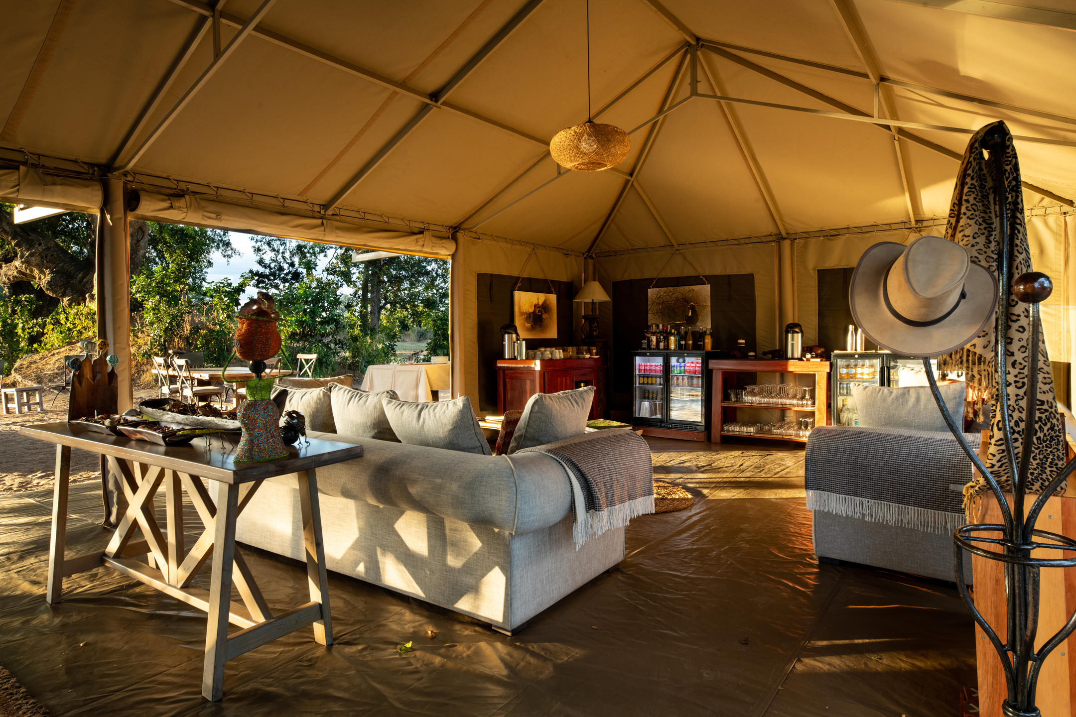 Ingwe Pan Camp thumbnail 5
